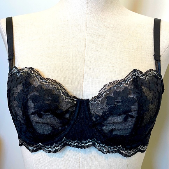 Victoria's Secret Other - Victoria’s Secret Dream Angels black bra Sz. 32DD